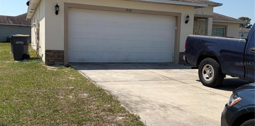 House in Kissimmee, Florida 3 bedrooms, 232.26 sq.m. № 2222200