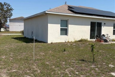 House in Kissimmee, Florida 3 bedrooms, 232.26 sq.m. № 2222200 - photo 6