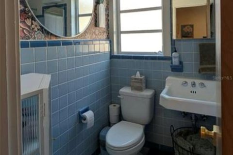 House in Tampa, Florida 3 bedrooms, 155.24 sq.m. № 2213318 - photo 15