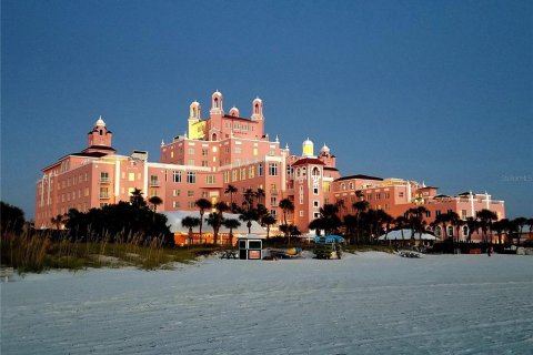 Condominio en venta en Saint Pete Beach, Florida, 2 dormitorios, 96.62 m2 № 2217407 - foto 29
