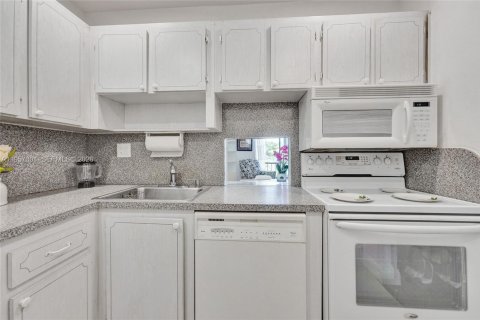 Copropriété à vendre à North Lauderdale, Floride: 1 chambre, 80.82 m2 № 2328186 - photo 4