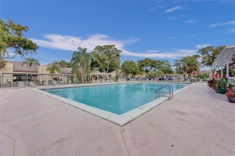 Copropriété à vendre à North Lauderdale, Floride: 1 chambre, 80.82 m2 № 2328186 - photo 6