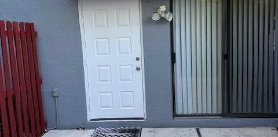 Condominio en Boynton Beach, Florida, 2 dormitorios  № 2147132