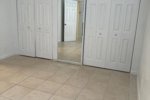 Condominio en venta en Boynton Beach, Florida, 2 dormitorios, 80.27 m2 № 2147132 - foto 13