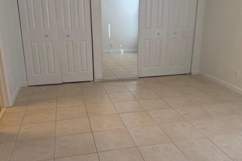 Condominio en venta en Boynton Beach, Florida, 2 dormitorios, 80.27 m2 № 2147132 - foto 11