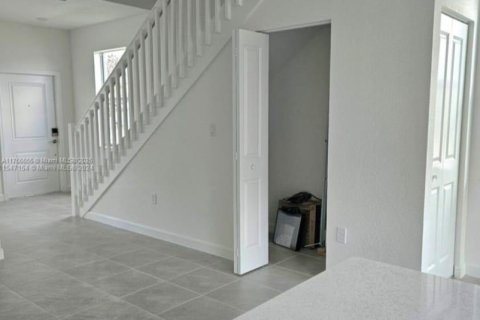 Villa ou maison à louer à Homestead, Floride: 3 chambres № 1706031 - photo 15