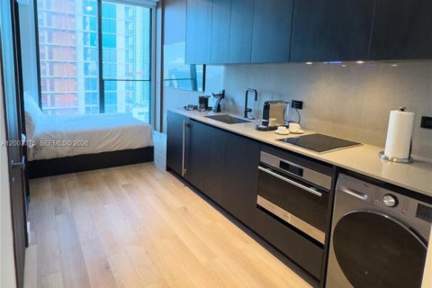 Condo in Miami, Florida  № 2254703 - photo 4