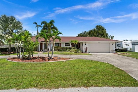 Casa en Port Charlotte, Florida 3 dormitorios, 173.36 m2 № 2344927