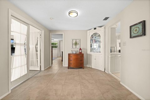 Villa ou maison à vendre à Port Charlotte, Floride: 3 chambres, 173.36 m2 № 2344927 - photo 19
