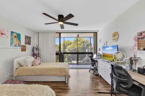 Condo in Davie, Florida, 2 bedrooms  № 1926151 - photo 26