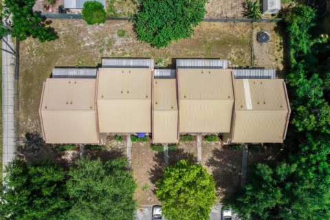 Commercial property in Avon Park, Florida 1605.35 sq.m. № 2337275 - photo 4