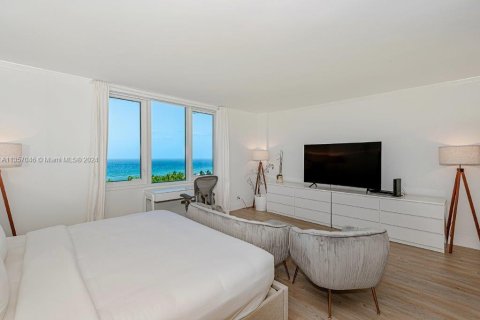 Copropriété à louer à Miami Beach, Floride: 61.32 m2 № 366072 - photo 10