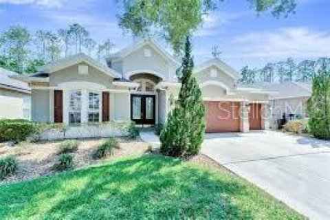 House in Lake Mary, Florida 4 bedrooms, 279.82 sq.m. № 2396677