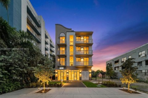 Studio à Miami, Floride № 2024668