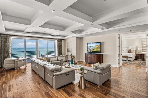 Condo in Saint Pete Beach, Florida, 3 bedrooms  № 1844256 - photo 26