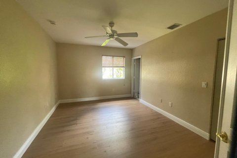 Touwnhouse à louer à Miramar, Floride: 3 chambres, 132.2 m2 № 2085998 - photo 6