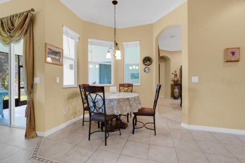 House in Windermere, Florida 4 bedrooms, 237.37 sq.m. № 1850949 - photo 11