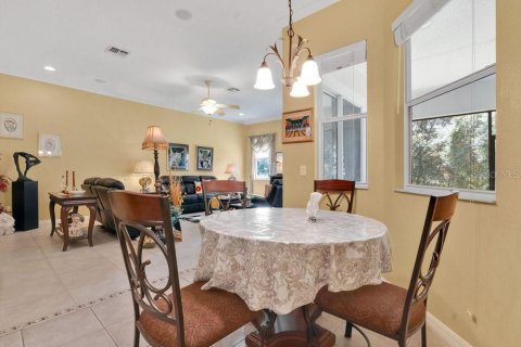 House in Windermere, Florida 4 bedrooms, 237.37 sq.m. № 1850949 - photo 10