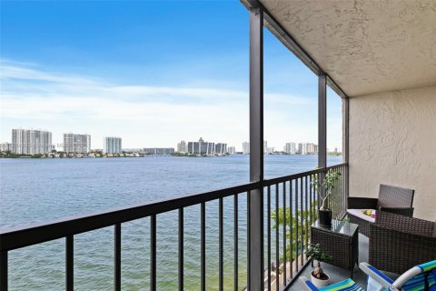 Copropriété à vendre à Sunny Isles Beach, Floride: 3 chambres, 145.86 m2 № 1943151 - photo 5