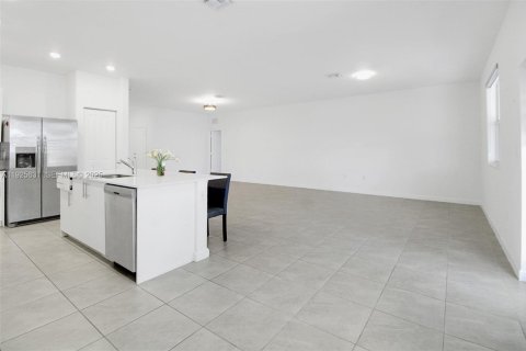 House in Homestead, Florida 5 bedrooms, 281.77 sq.m. № 1985854 - photo 17
