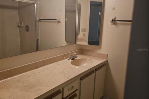 Townhouse in Leesburg, Florida 2 bedrooms, 119.66 sq.m. № 2109563 - photo 20