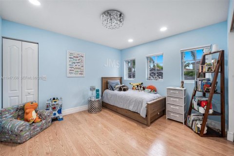 House in Aventura, Florida 4 bedrooms, 295.06 sq.m. № 2004123 - photo 26