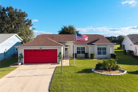 Villa ou maison à Leesburg, Floride 3 chambres, 162.67 m2 № 2427007