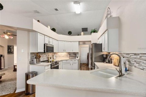 Villa ou maison à vendre à Leesburg, Floride: 3 chambres, 162.67 m2 № 2427007 - photo 4