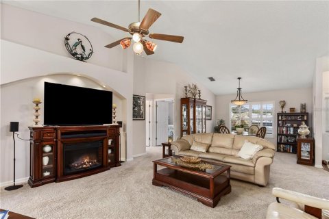 Villa ou maison à vendre à Leesburg, Floride: 3 chambres, 162.67 m2 № 2427007 - photo 15