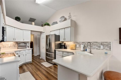 Villa ou maison à vendre à Leesburg, Floride: 3 chambres, 162.67 m2 № 2427007 - photo 2