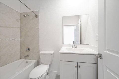 Купить таунхаус в Хомстед, Флорида 3 спальни, 151.24м2, № 2006205 - фото 15