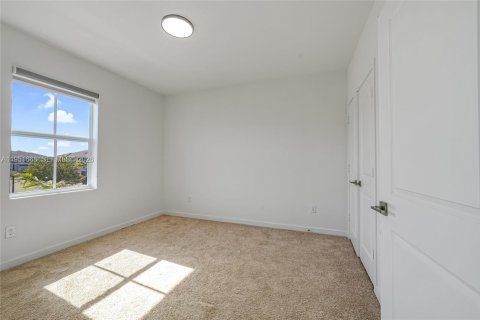 Купить таунхаус в Хомстед, Флорида 3 спальни, 151.24м2, № 2006205 - фото 12