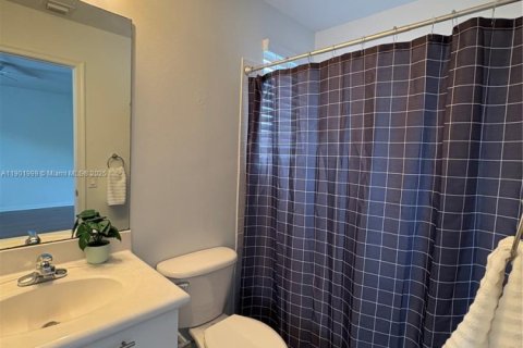 House in Weston, Florida 4 bedrooms, 193.98 sq.m. № 1953783 - photo 19