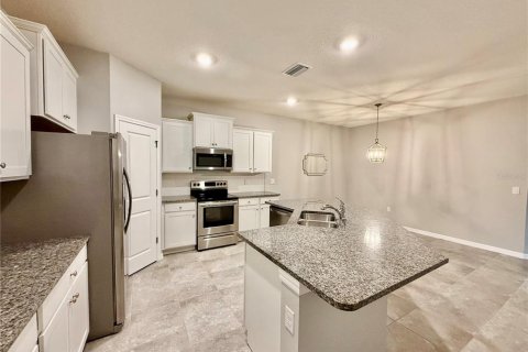 Adosado en alquiler en Wesley Chapel, Florida, 2 dormitorios, 147.44 m2 № 1911757 - foto 11