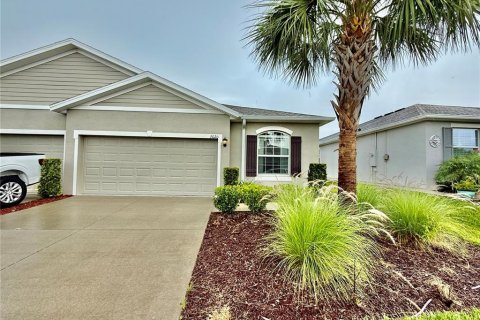 Adosado en alquiler en Wesley Chapel, Florida, 2 dormitorios, 147.44 m2 № 1911757 - foto 1