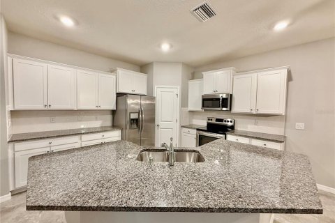 Adosado en alquiler en Wesley Chapel, Florida, 2 dormitorios, 147.44 m2 № 1911757 - foto 9