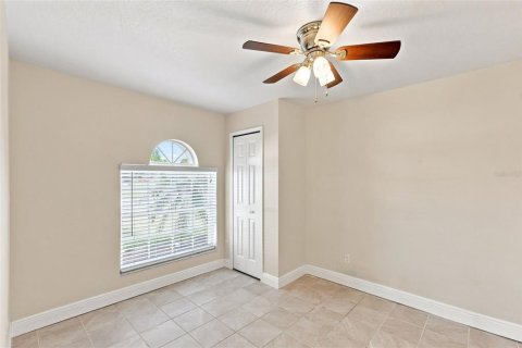Villa ou maison à vendre à Orlando, Floride: 3 chambres, 122.45 m2 № 2355078 - photo 6