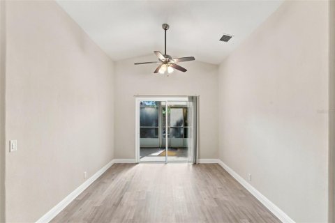 Villa ou maison à vendre à Orlando, Floride: 3 chambres, 122.45 m2 № 2355078 - photo 12
