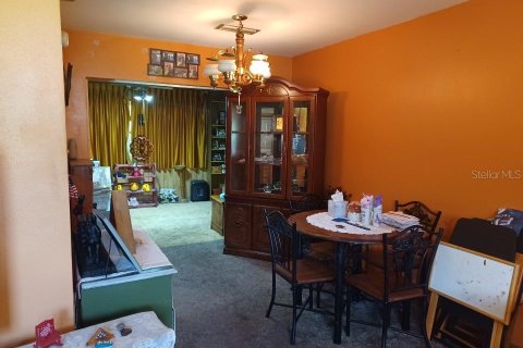 House in Leesburg, Florida 2 bedrooms, 100.98 sq.m. № 1815849 - photo 7
