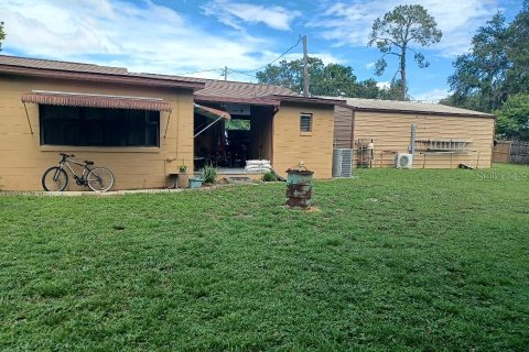 House in Leesburg, Florida 2 bedrooms, 100.98 sq.m. № 1815849 - photo 16