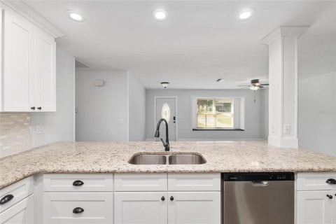 Casa en venta en Ocala, Florida, 3 dormitorios, 137.87 m2 № 2215151 - foto 18