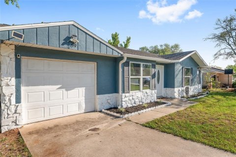 Casa en venta en Ocala, Florida, 3 dormitorios, 137.87 m2 № 2215151 - foto 3