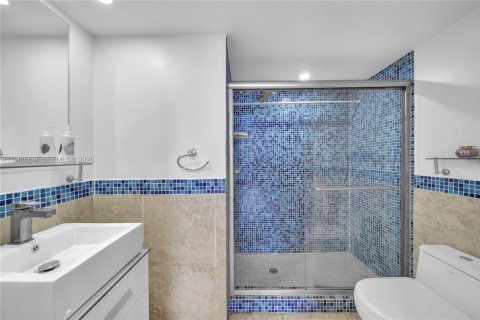 Condominio en alquiler en Miami Beach, Florida, 2 dormitorios, 101.26 m2 № 2023457 - foto 19