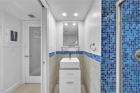 Condominio en alquiler en Miami Beach, Florida, 2 dormitorios, 101.26 m2 № 2023457 - foto 20