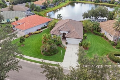 Villa ou maison à vendre à University Park, Floride: 3 chambres, 189.06 m2 № 2386141 - photo 2