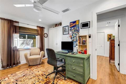 Casa en venta en Gulfport, Florida, 2 dormitorios, 87.33 m2 № 1722673 - foto 20
