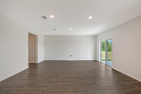 House in Sarasota, Florida 4 bedrooms, 182.74 sq.m. № 2400308 - photo 6
