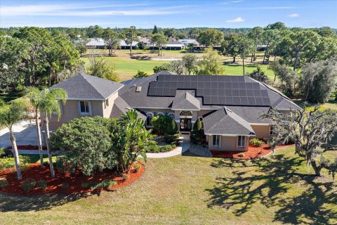 House in Sebring, Florida 5 bedrooms, 549.89 sq.m. № 2231853