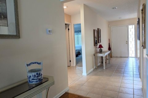 Condo in Seminole, Florida, 2 bedrooms  № 1917127 - photo 3