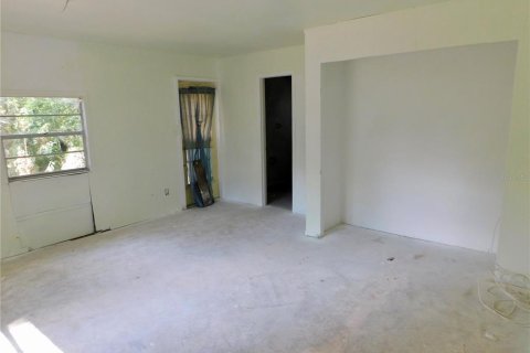 Commercial property in Dade City, Florida 107.02 sq.m. № 2097857 - photo 13